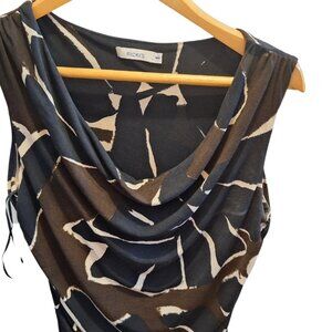 Beautiful top for the workplace